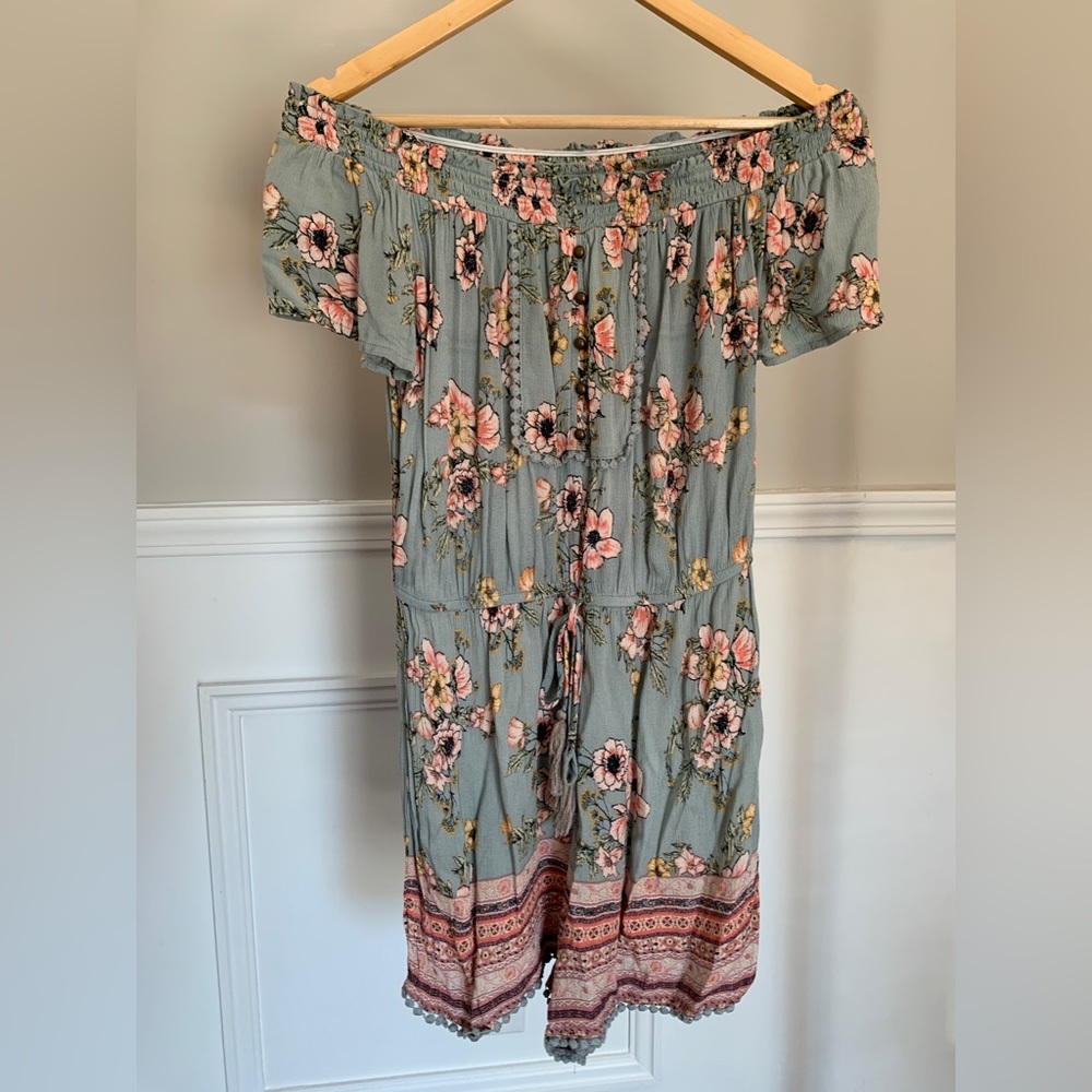 blu dahlia Off the Shoulder Muted Teal and Pink Floral Romper Size Small